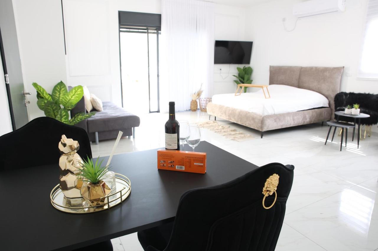 Hotel סוויטות נוף שקיעה Peqi'in Hadasha Exteriér fotografie