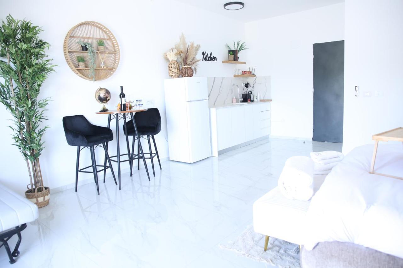Hotel סוויטות נוף שקיעה Peqi'in Hadasha Exteriér fotografie